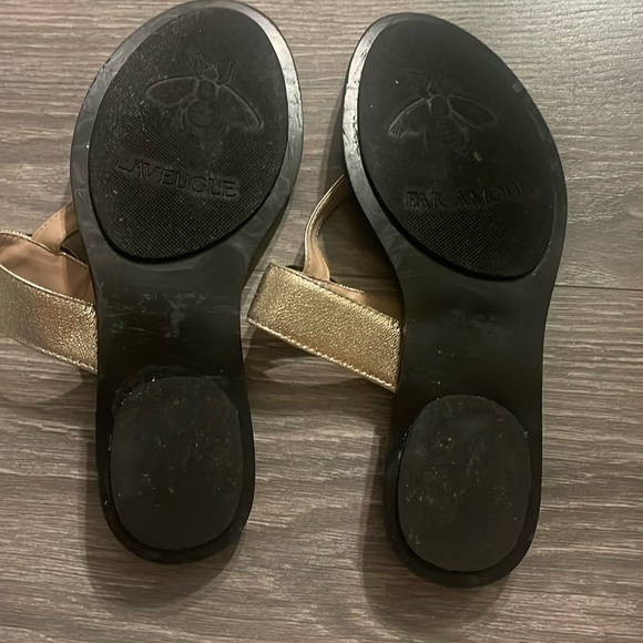 Gucci Marmont Thong Flip Flops - Picture 5 of 8